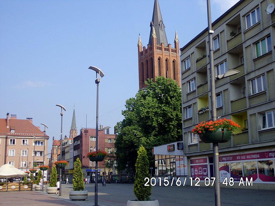 Na pierwszym planie Wniebowzięcia Najświętszej Maryi Panny a w głębi - Trójcy Świętej