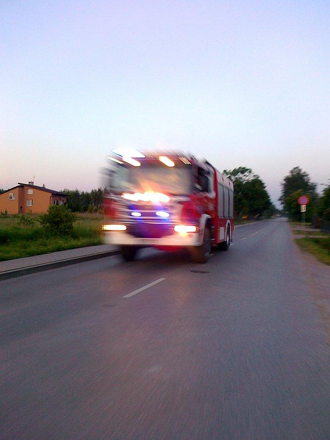 Gdzieś się paliło, to drugi z jadących wozów strażackich