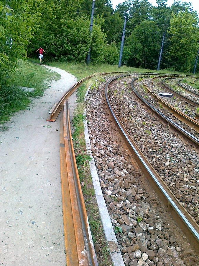 Nowe tory obok starych linii 20