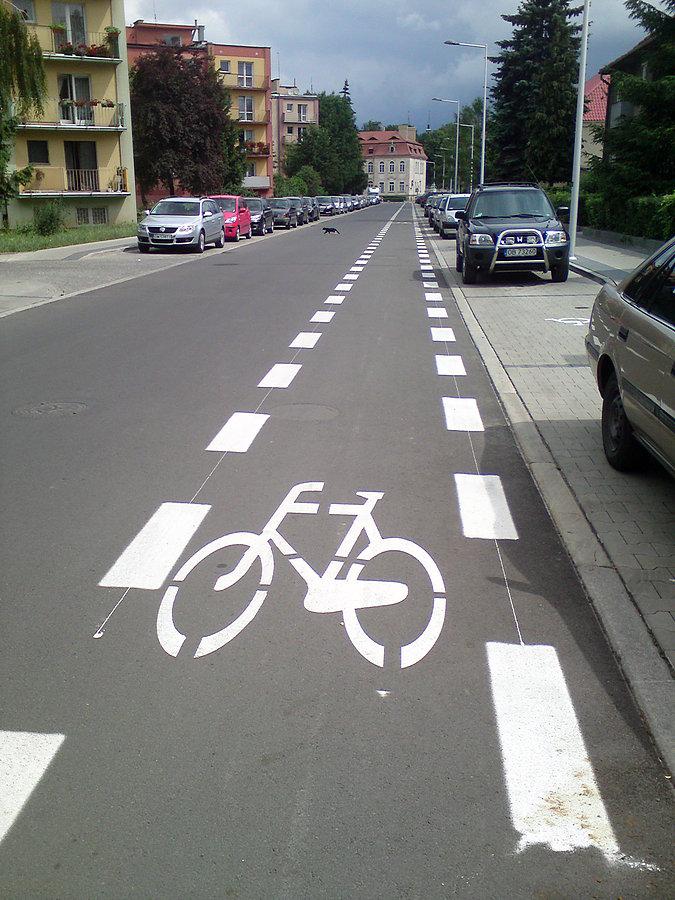 Kontrapas na Słowiańskiej, pierwsza ścieżka rowerowa na ulicy w Brzegu