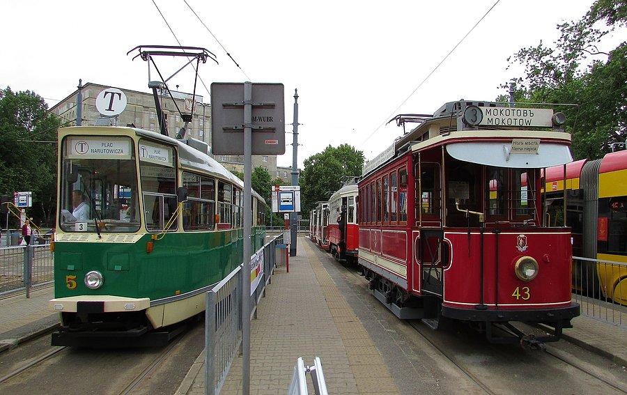 Tramwaj 102N i Falkenried