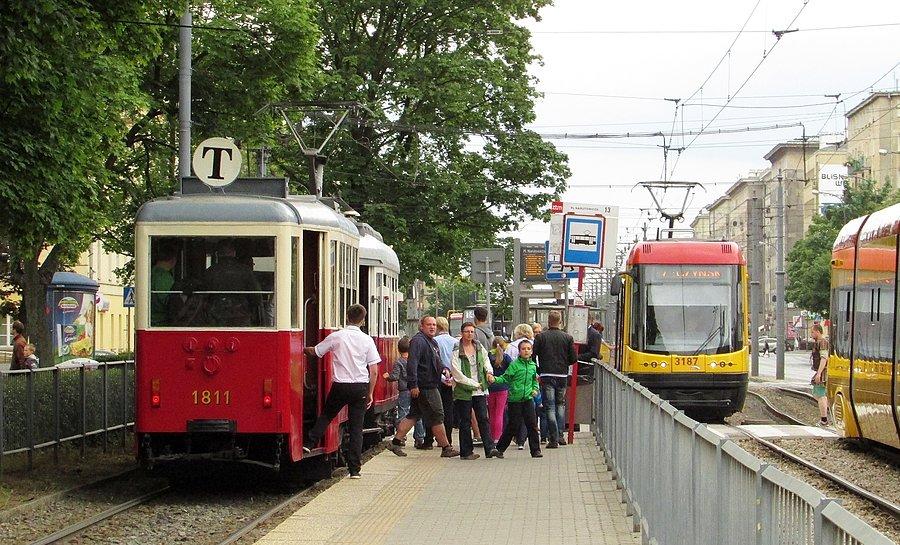 Tramwajowa linia turystyczna na pl. Narutowicza