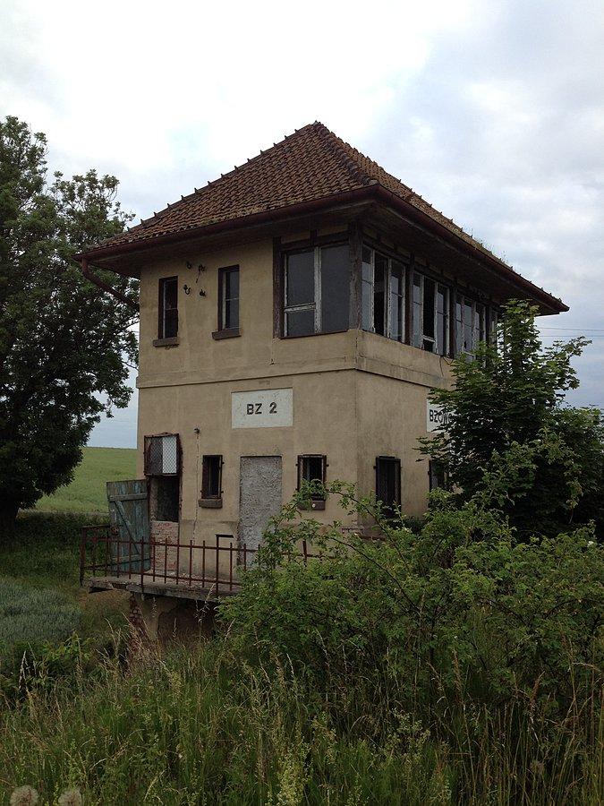 Budynek nastawni w innym ujęciu