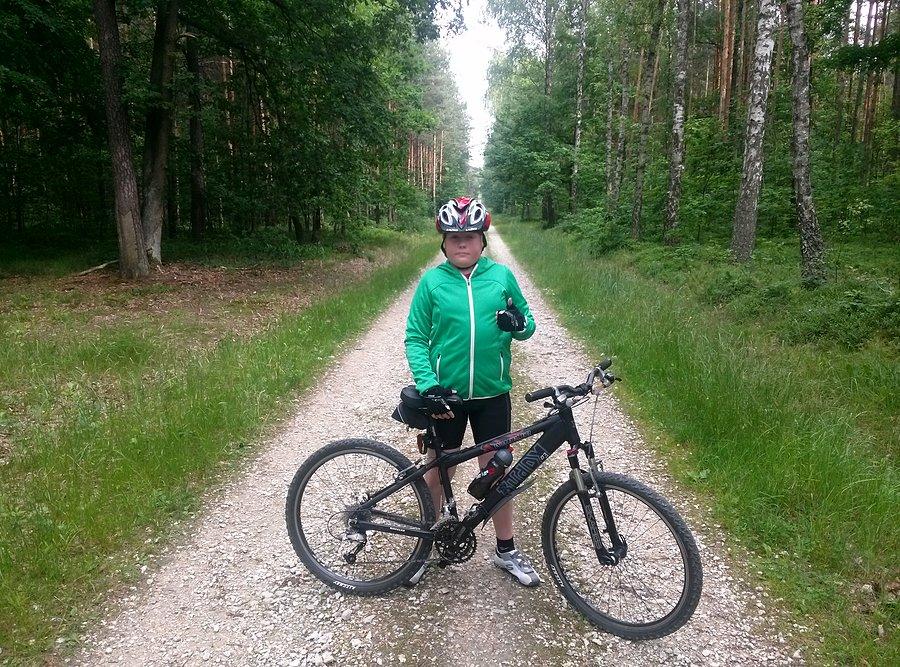 Matti i jego Wheeler po zdobyciu podjazdu w Lesie Gałkowskim
