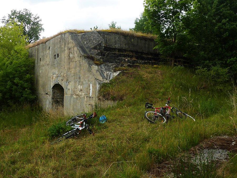Fort XII Janowo - część zewnętrzego pierścienia umocnień Twierdzy Modlin
