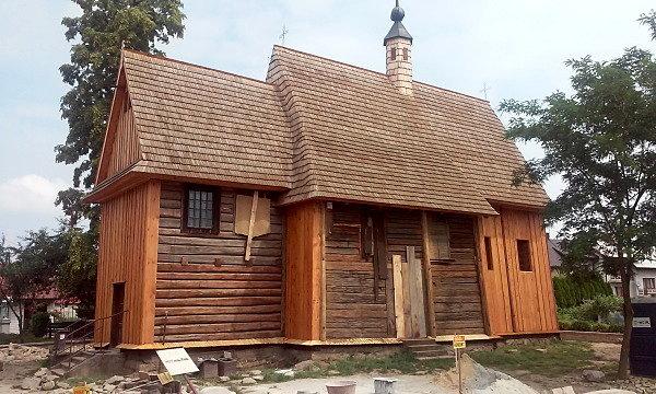 Kościół pw. św. Leonarda w Wojniczu (podczas remontu)