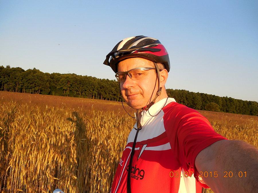 O g. 20:01 w słońcu