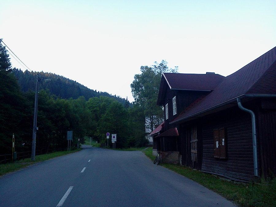Morawka Bebek (ostatni przystanek autobusu)
