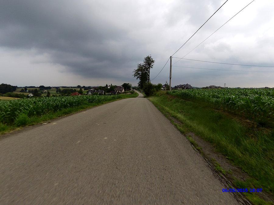 Droga z Bzia na Golasowice