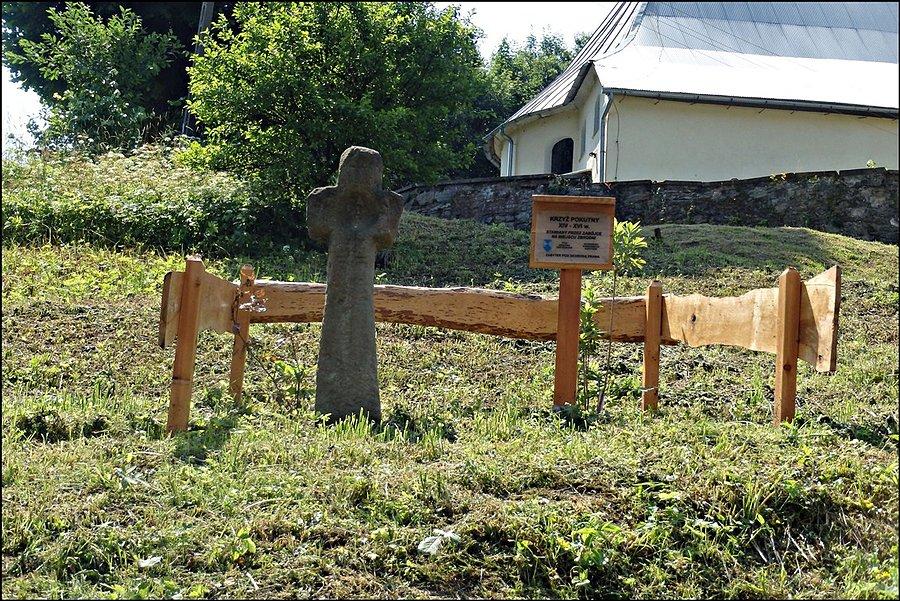 Krzyż pokutny w Kotlinie Kłodzkiej