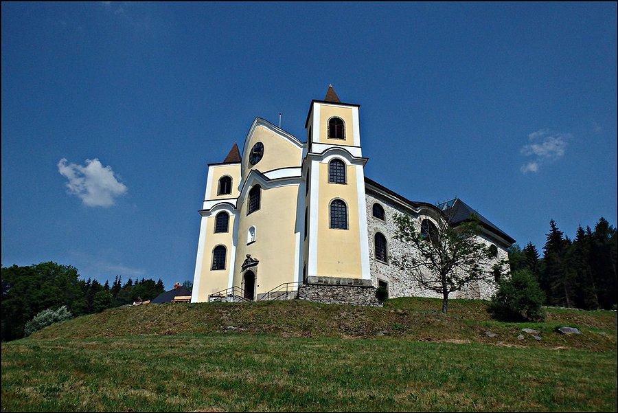 Kościół w Neratov