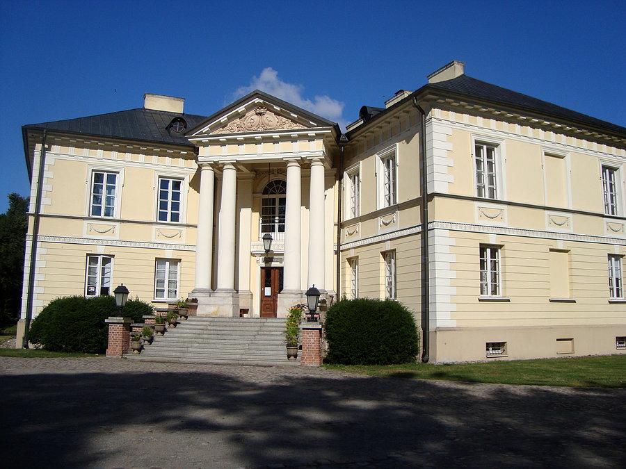 Pałac w Dobrzycy