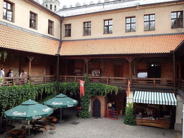 Dziedziniec golubskiego zamku