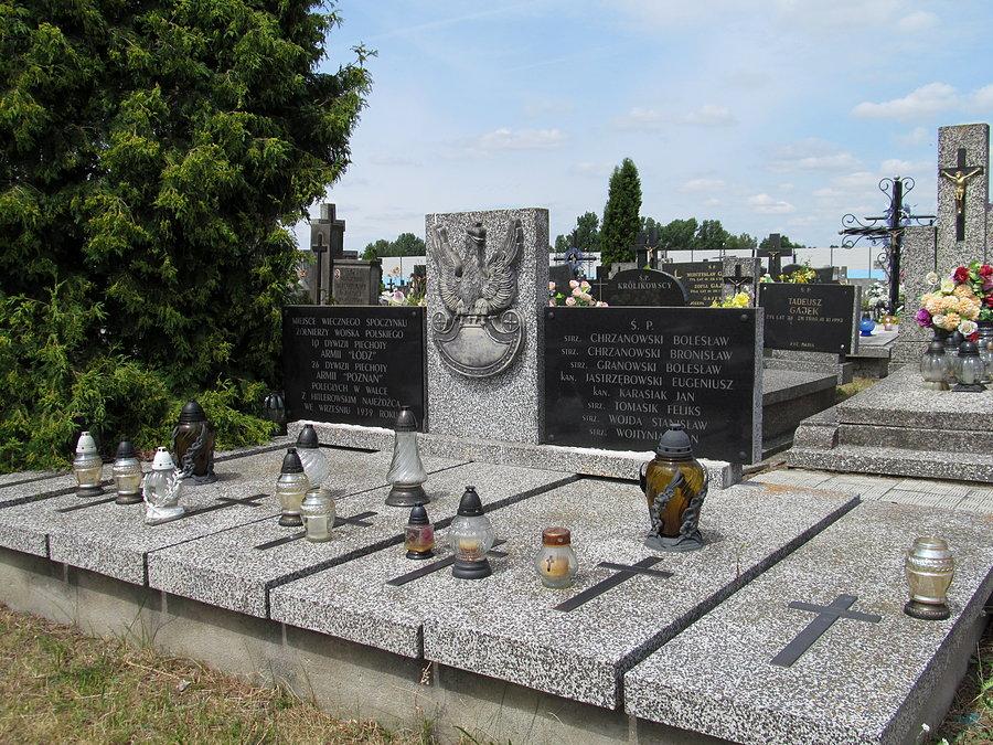 Łyszkowice - Mogoła zbiorowa żołnierzy 26 Dywizji Piechoty Armii Poznań i 10 Dywizji Piechoty Armii Łódź