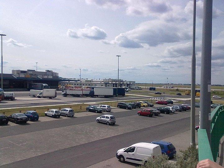 Port lotniczy cargo na Okęciu, przy niedzieli nie ma wielkiego ruchu