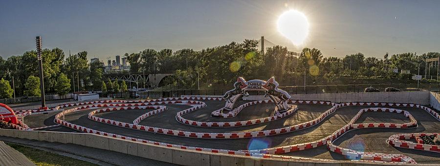 Tor kartingowy tuż przy stadionie