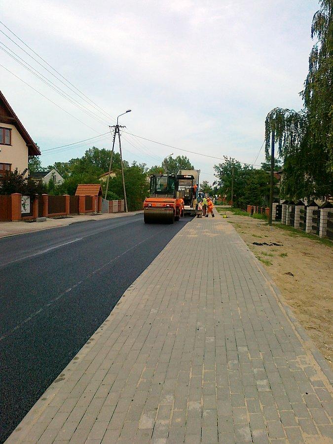 Będzie nowy asfalt na drodze do Nieszawy