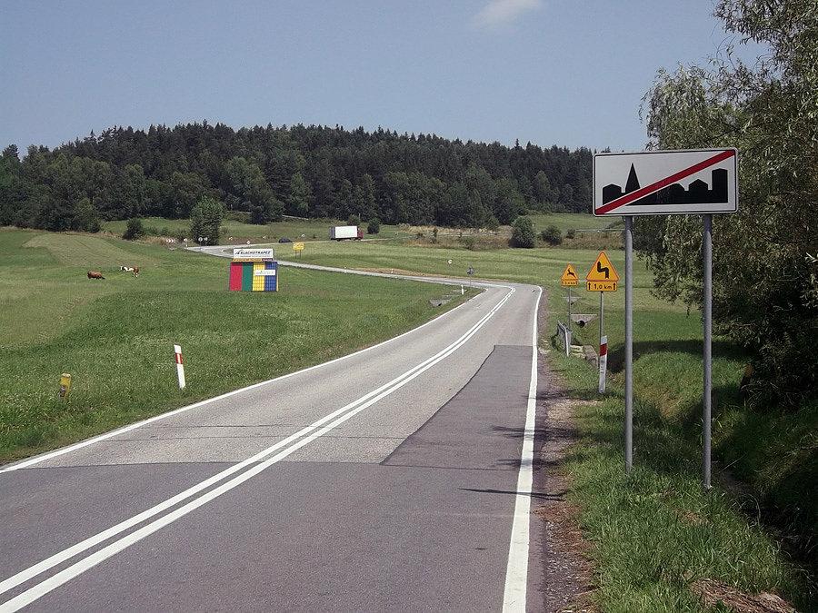 Serpentyny na podjeździe na przeł. Wielkie Drogi