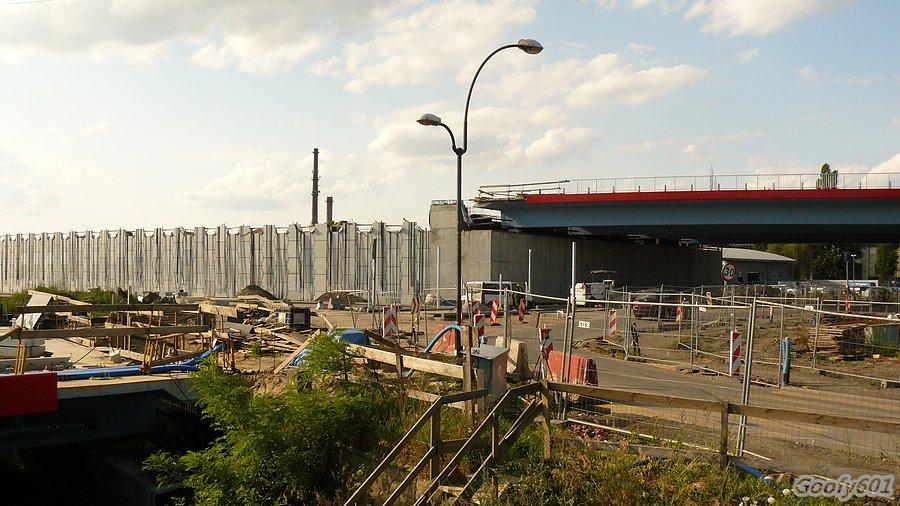 Wiadukt nad ul. Śliwki też już całkiem całkiem wygląda ;)