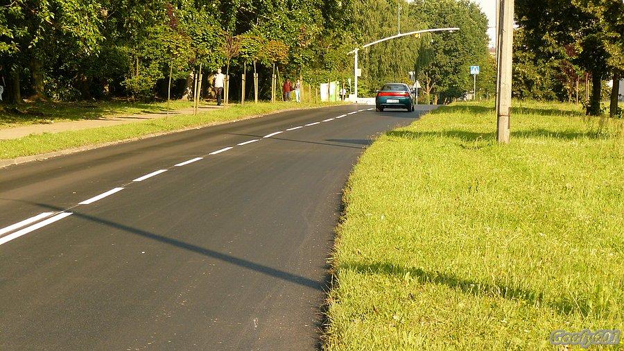 Nowy asfalt na Kochanowskiego