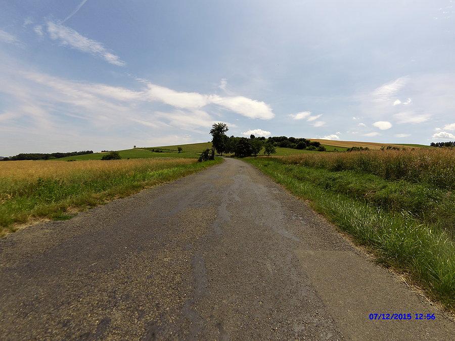 Podjazd przedemną do Mikolajic