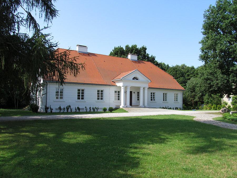 Dwór w Byszewach