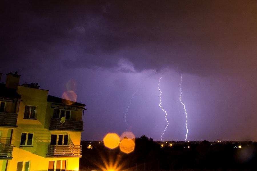 Błyskawice nad Boguchwałą