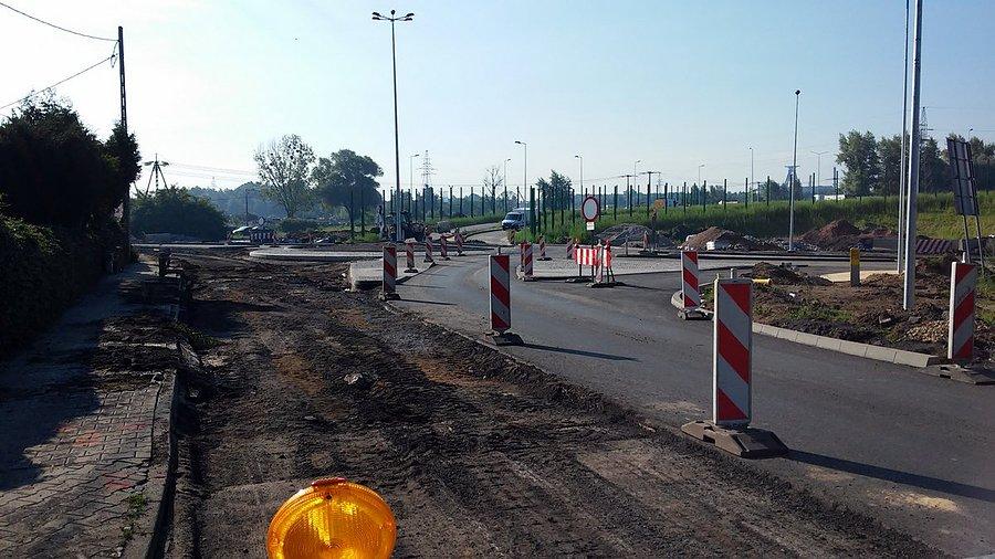 Jeszcze chwila... i będzie można tędy normalnie jechać