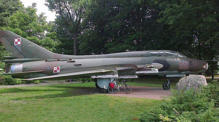 SU-22 w Mirosławcu. Właśnie dowiedziałem się jaki on był duży :)
