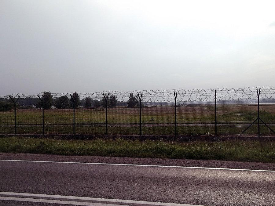 Niewiele widać ale to lotnisko w Balicach