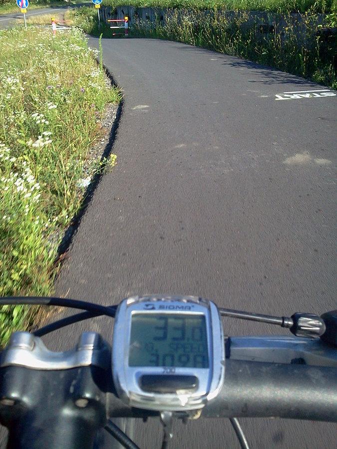 Na ścieżce rowerowej w Karwinie