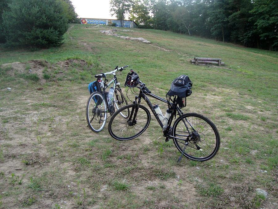 Rowerki pod górą mtb w Żerkowie