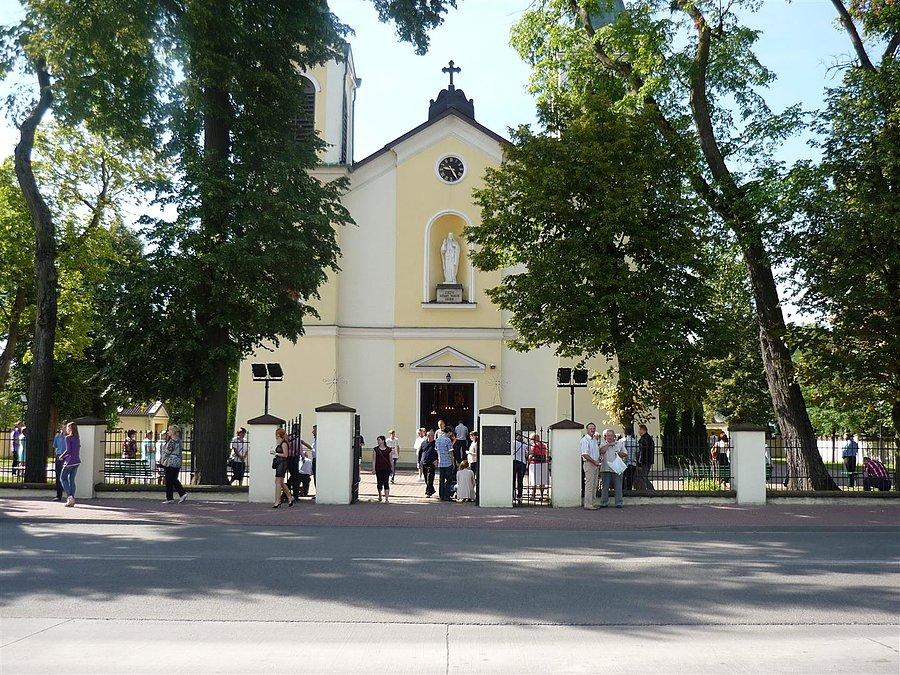 Koniec Mszy Św. w Borzęcinie