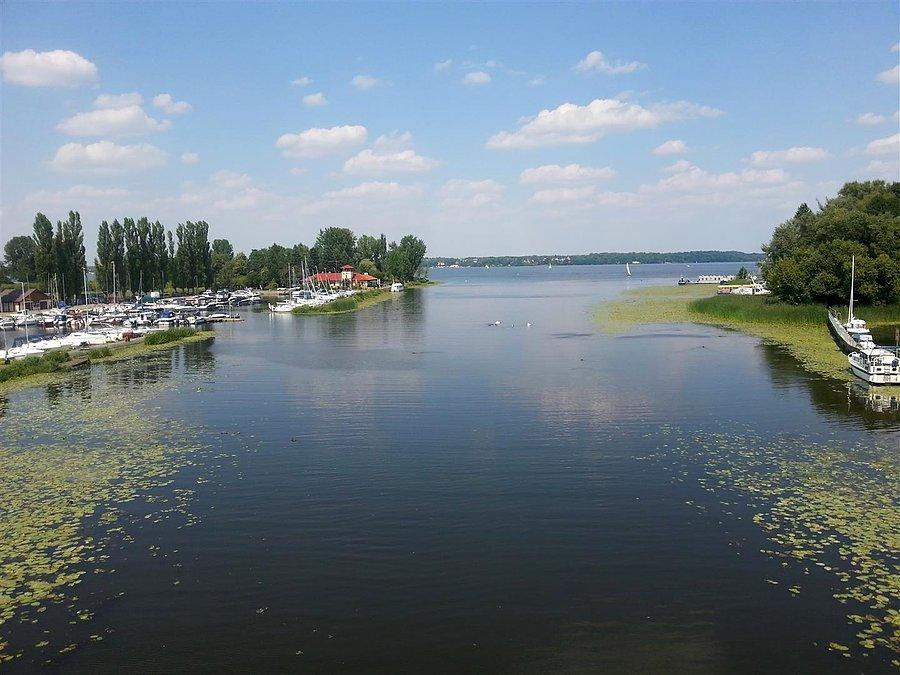 Fotka z mostu być musi. Port jachtowy