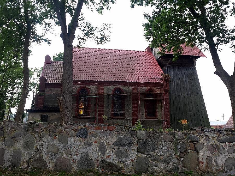 Kościół w Lubowie
