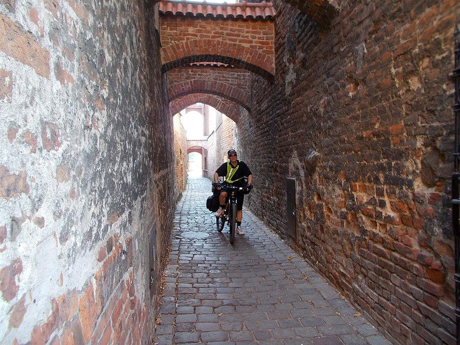 Rowerowy turysta z Kielc i Ścieżka Kościelna