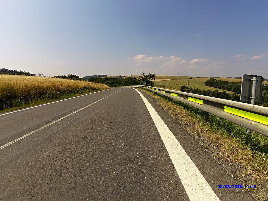 Znowu zjazd po wcześniejszej wspinaczce za miastem Fulnek