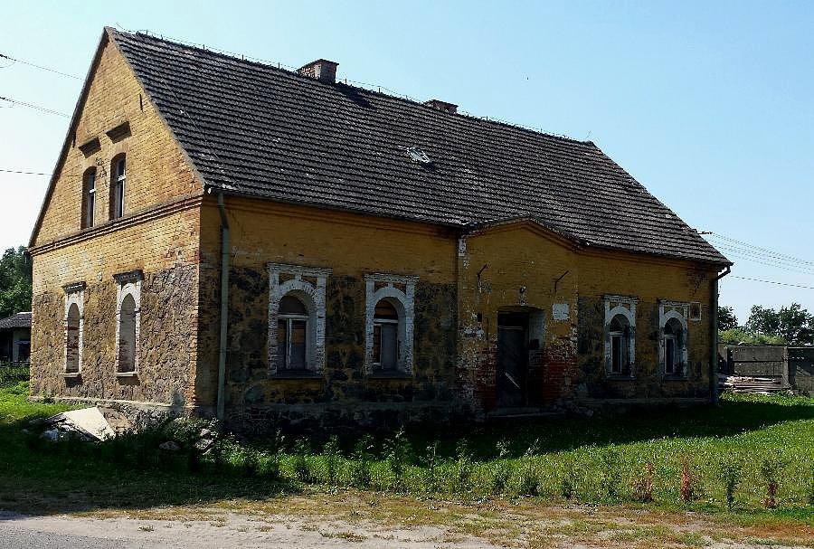 Dom w Brzezinie