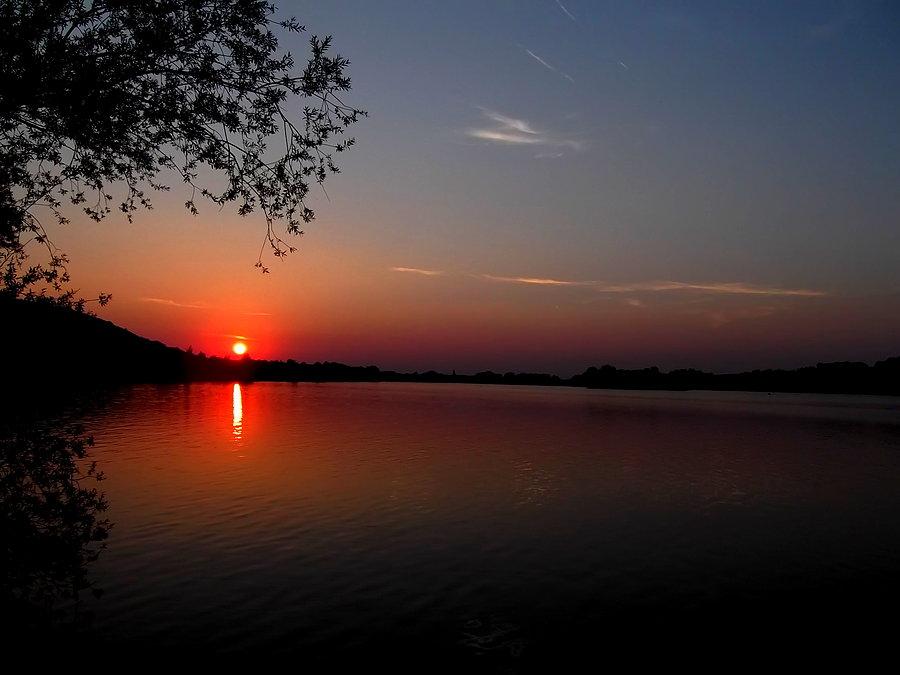 Hlučín - Zachód słońca nad jeziorem
