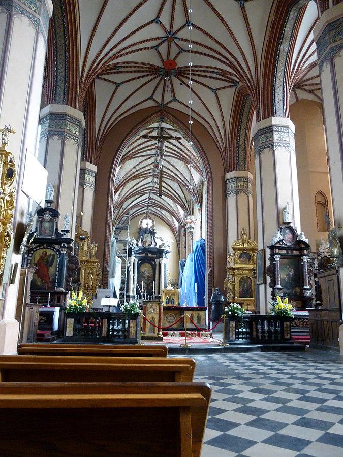 Wnętrze katedry