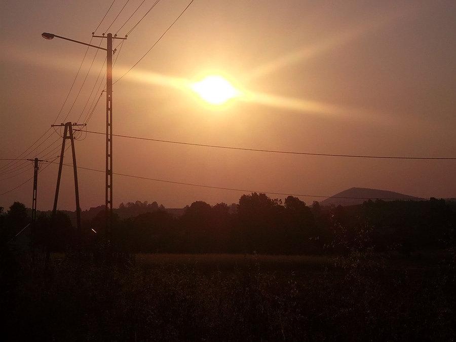 Góra po prawej to może być Łopień