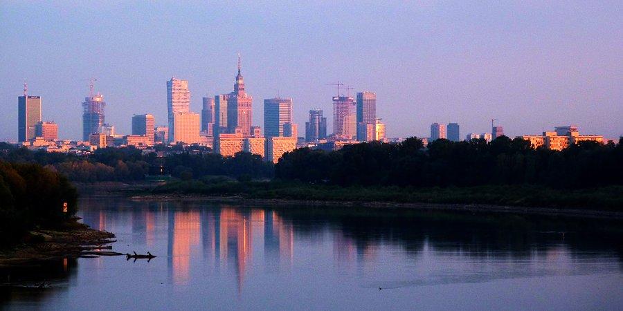 Centrum Warszawy o świcie