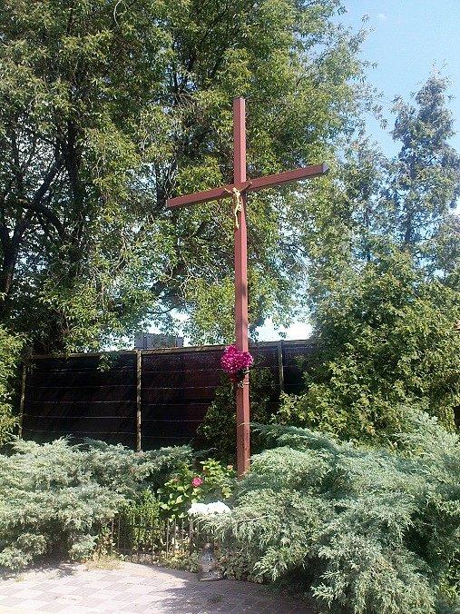 Piaseczyńskie krzyże przydrożne - róg ulic Kniaziewicza i Nadarzyńskiej