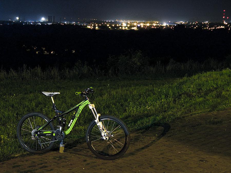 Nocny widok w stronę Tychów