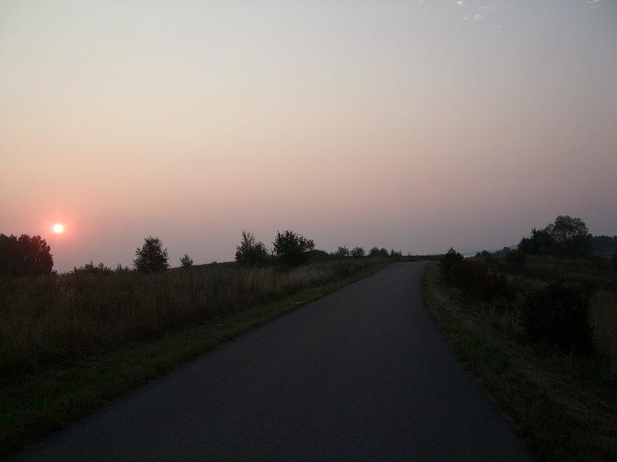 Słońce nad mgłami