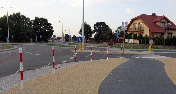 Świeżka rowerowa na nowym rondzie