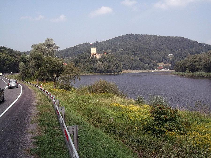 Zamek Tropsztyn w Wytrzyszczce