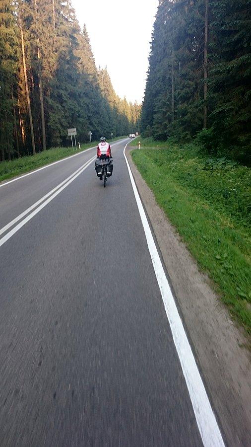 Trzeba się przyzwyczaić do jazdy z sakwami
