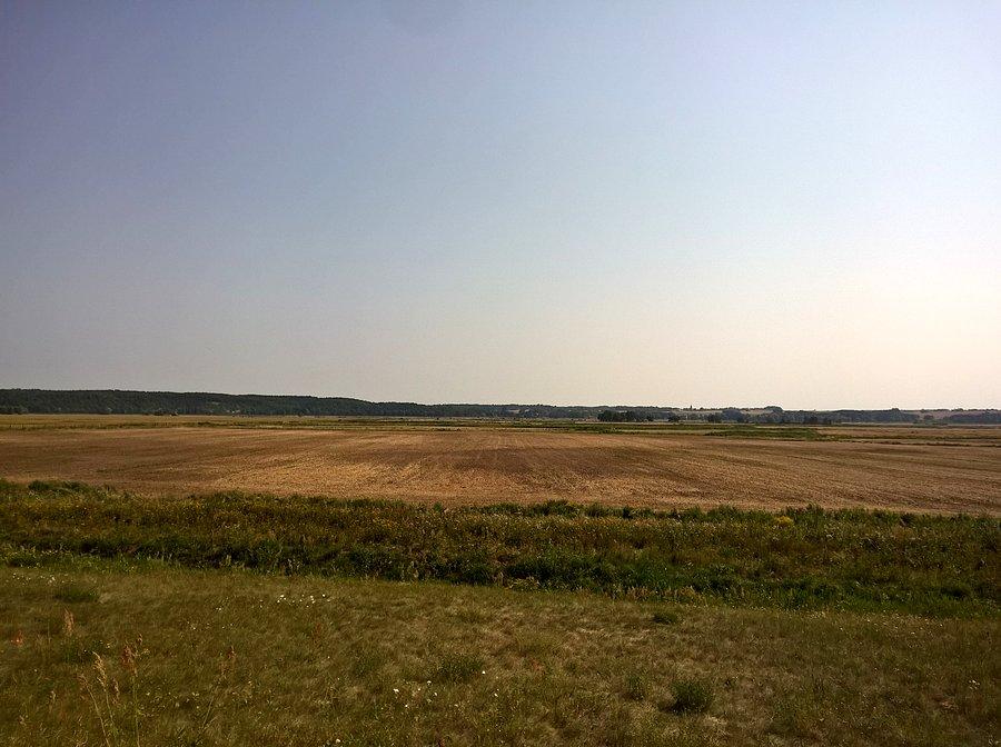 Bezkresne pola krajobrazu nadodrzańskiego
