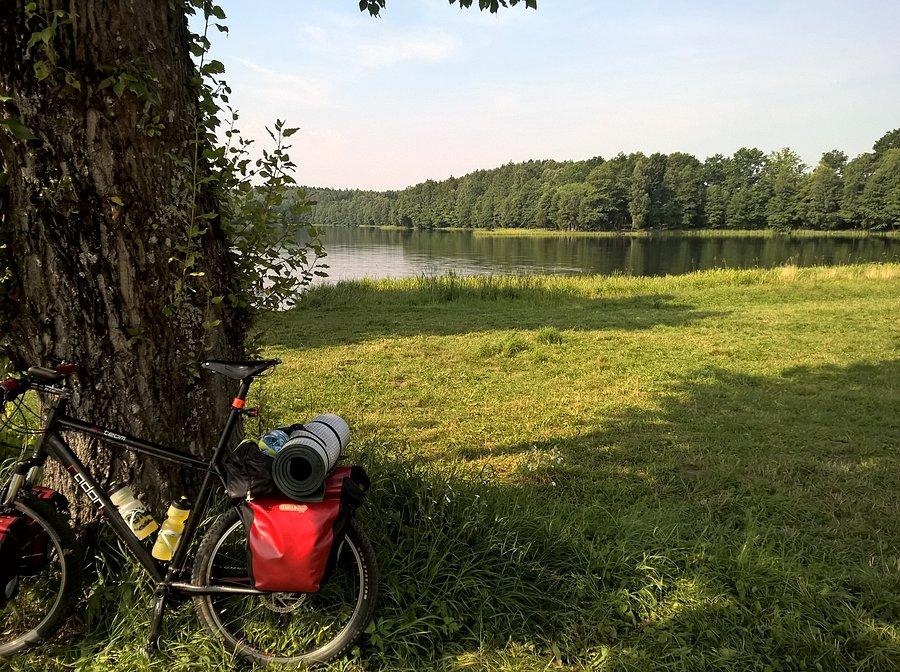 Postój nad Jeziorem Wielin